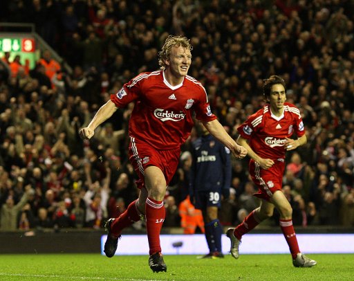 国际米兰vs科莫：劳塔罗-马丁内斯、恰尔汗奥卢首发，莫拉塔、尼科-帕斯出战（国际米兰迎战科莫：劳塔罗、恰尔汗奥卢先发，莫拉塔与尼科·帕斯出场）