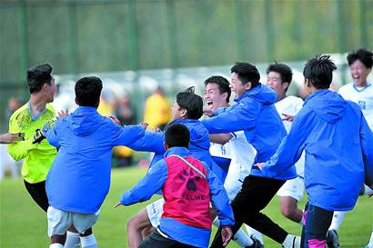 马斯切拉诺：裁判有一个叫VAR的工具，我不明白为啥他们不用（马斯切拉诺质疑裁判：有VAR为何不用？）