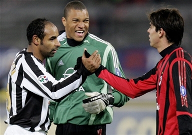 亚美尼亚主帅：C罗缺席但葡萄牙仍是强敌，首回合让我很生气（亚美尼亚主帅：即使C罗缺阵，葡萄牙依旧强大；首回合让我愤怒）