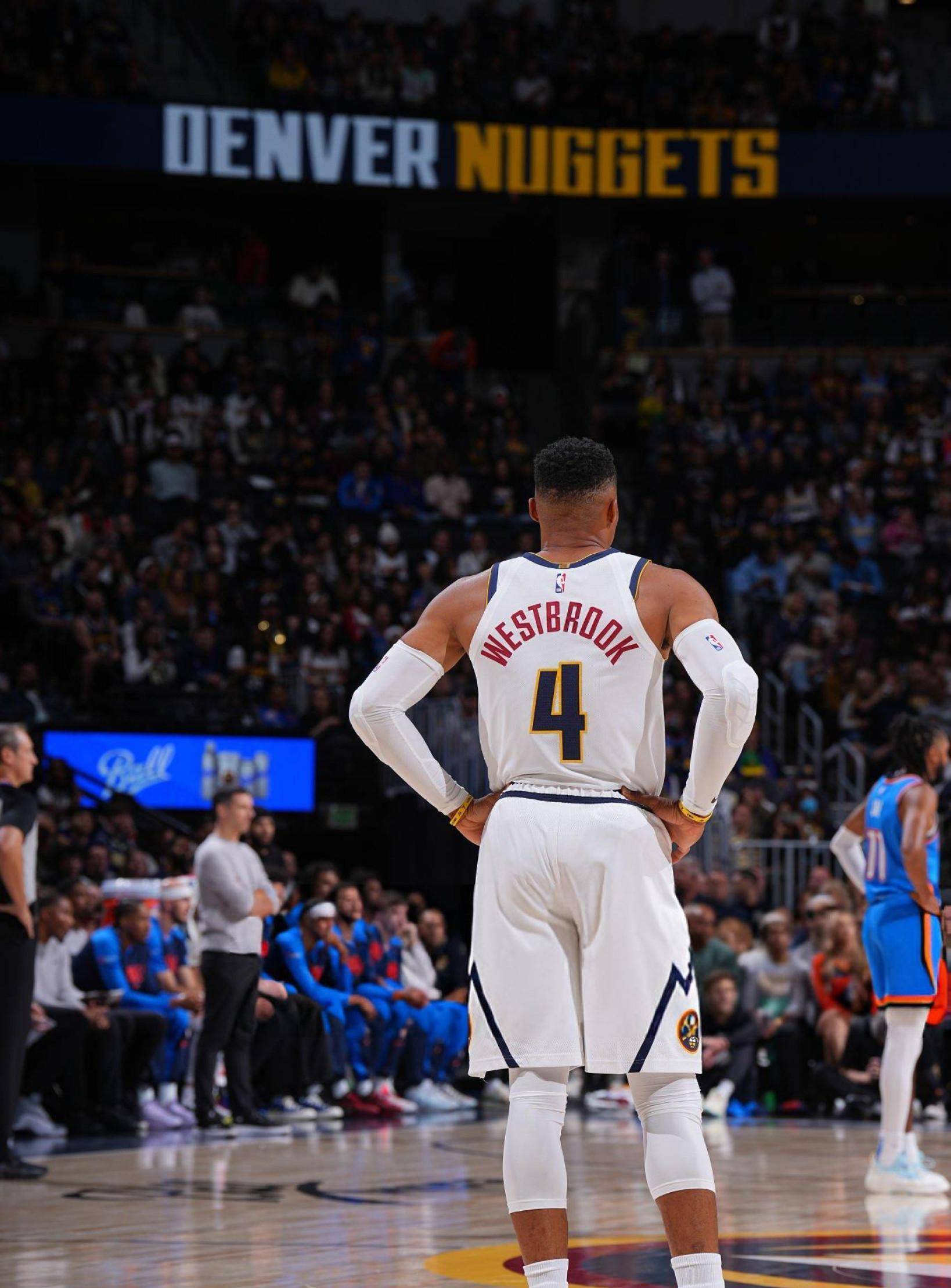 狄龙：裁判在判罚时偷笑，这种行为应该被审查（狄龙称裁判在判罚时偷笑，呼吁对其行为展开审查）