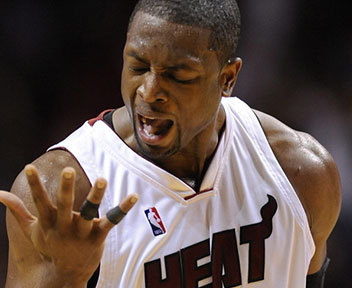 拜仁无缘追平德甲开局最长连胜纪录，各项赛事16连胜遭终结（拜仁未能追平德甲开局连胜纪录，跨赛场16连胜画上句号）