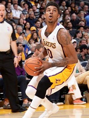 官方：英格兰名哨奥利弗将执法欧冠皇马客战奥林匹亚科斯（官宣：英格兰名裁奥利弗吹罚欧冠皇马客场战奥林匹亚科斯）