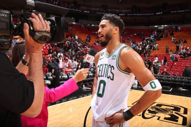 表现出色！贝恩&萨格斯皆砍下20+得分助队3连胜（贝恩、萨格斯双双20+，助球队豪取三连胜）