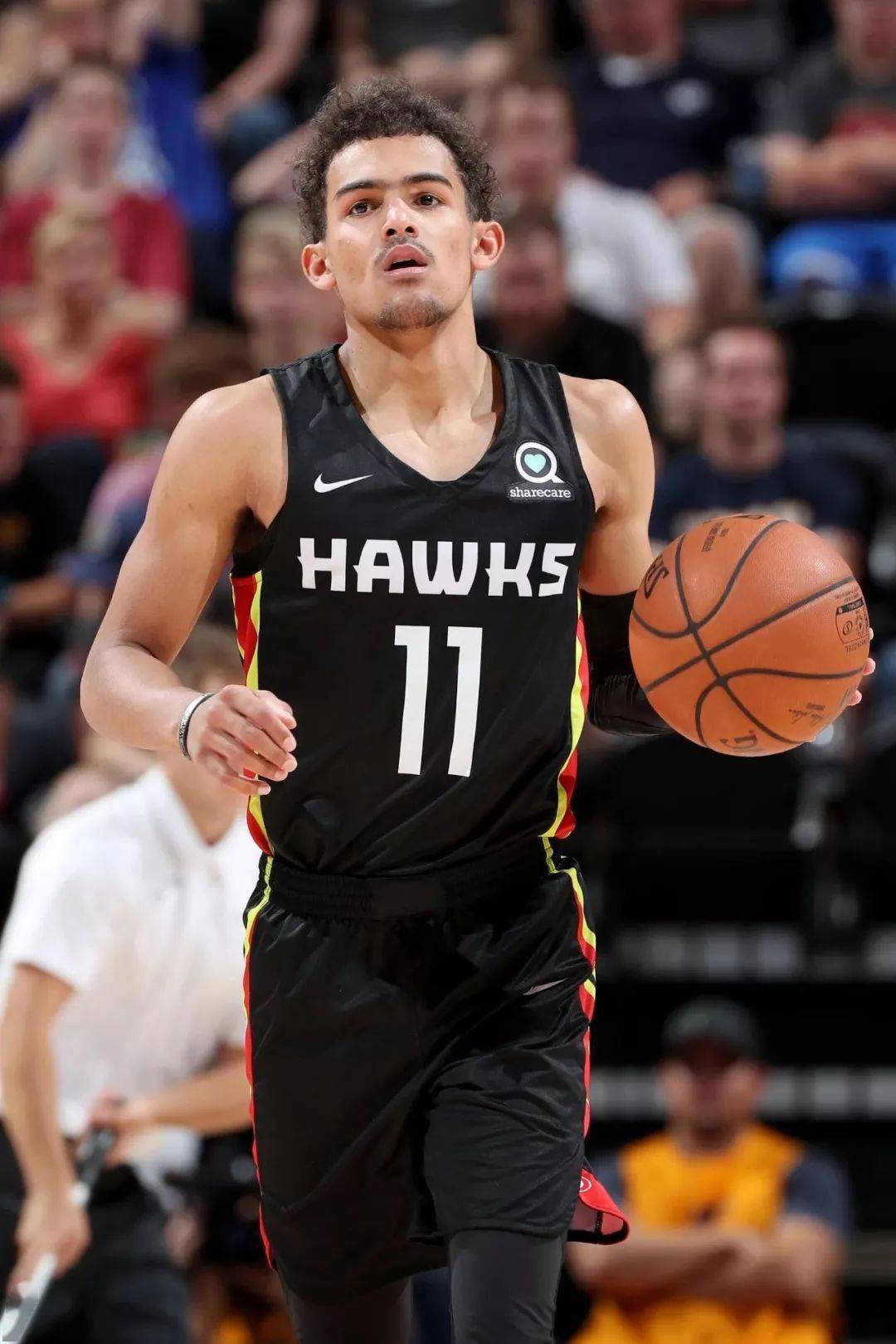 法甲战报：李刚仁、内维斯破门，巴黎3-0勒阿弗尔（法甲：李刚仁与内维斯建功，巴黎3比0完胜勒阿弗尔）