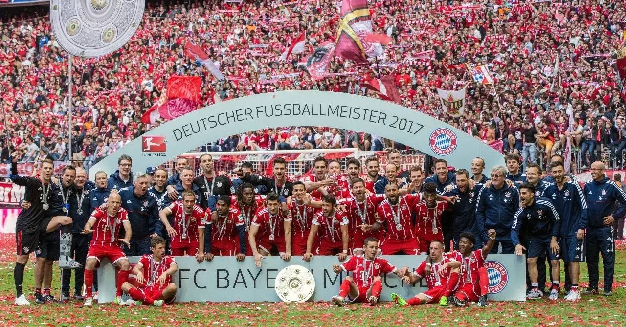 王楚钦WTT总决赛首日双赛（WTT总决赛首日，王楚钦连战两场）