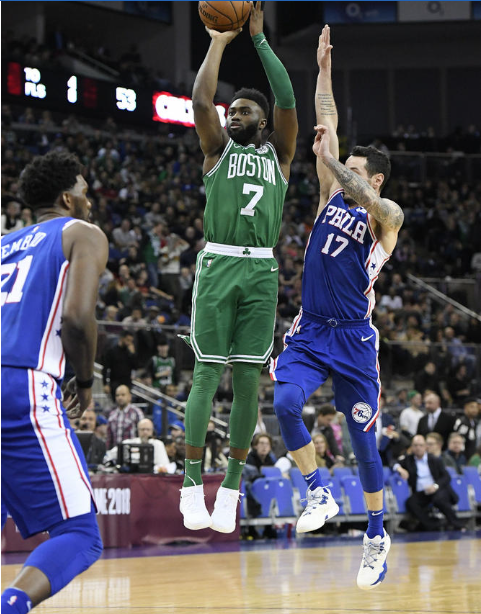 李添荣手伤复发，李永炜甲流，上海队双星缺席引关注（李添荣手伤再发，李永炜染甲流，上海队双星缺阵引关注）