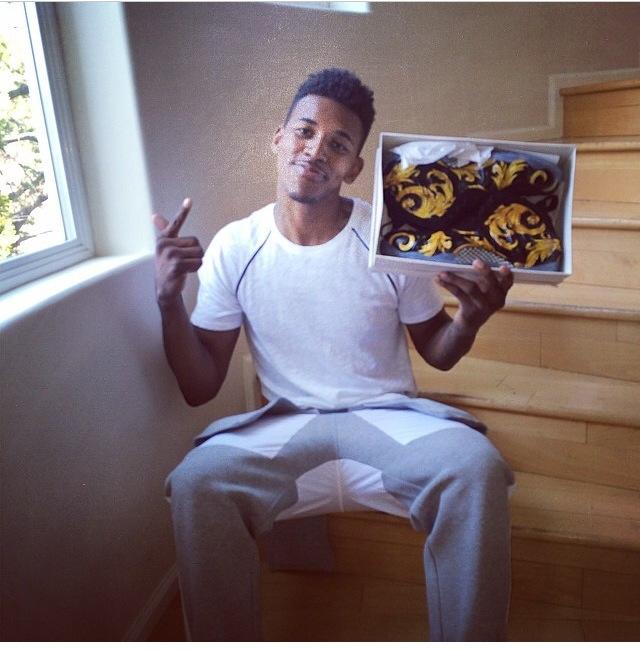 感受下塞尔维亚的篮球氛围！这阵势比足球场都炸裂！（走进塞尔维亚篮球现场：氛围炸裂，热度超越足球！）