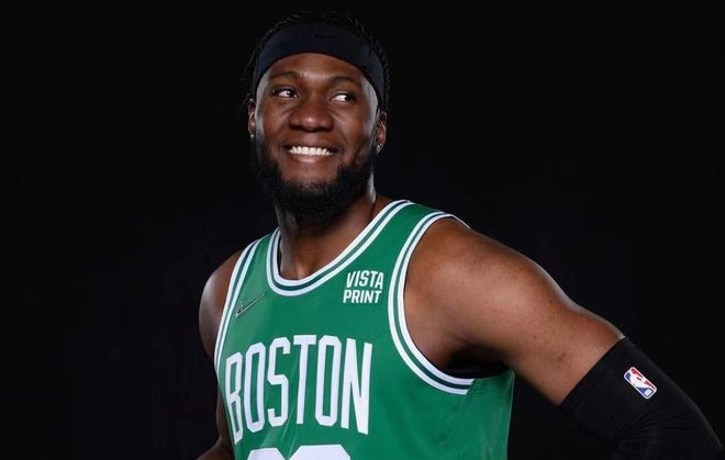 篮球NBA球队教练讨论轮换阵容（NBA球队教练研讨轮换阵容方案）